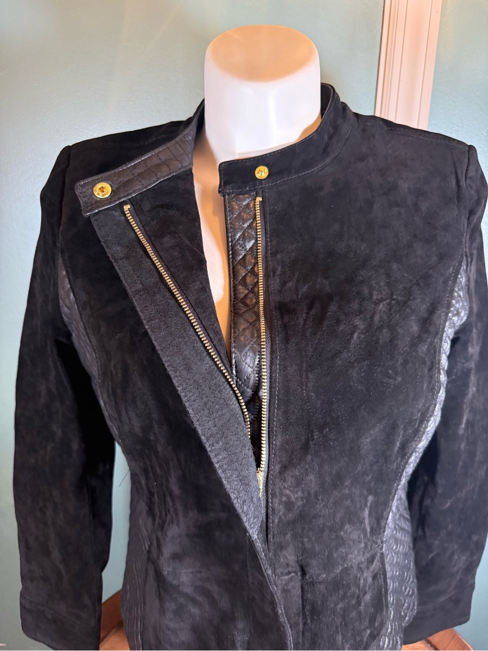 Isaac Mizrahi Live! Leather & Embroidered Jacket – Women’s 14 – Moto Style